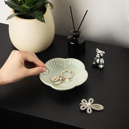 Flower Shape Ring Tray, Key Bowl, Ceramic Trinket Tray Decorative Jewelry Dish for Rings Necklace Earring Key Watch, Home Decoration for Friend Sister Mom
