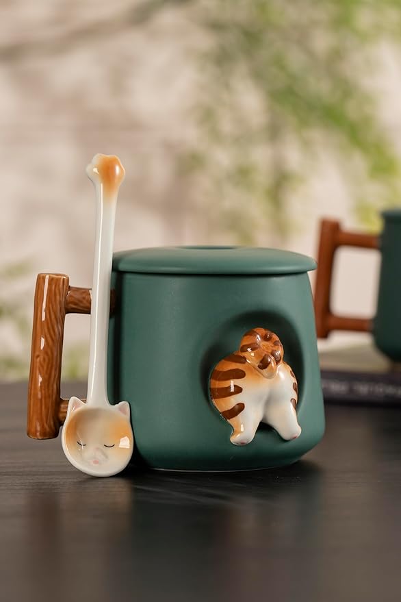 DIHOclub Adorable 3D Ceramic Animal Mug with Lid and Spoon - Perfect for Coffee, Tea, Milk, and More - Ideal Gift for Animal Lovers - 14 Ounces (Green Cat's tail)