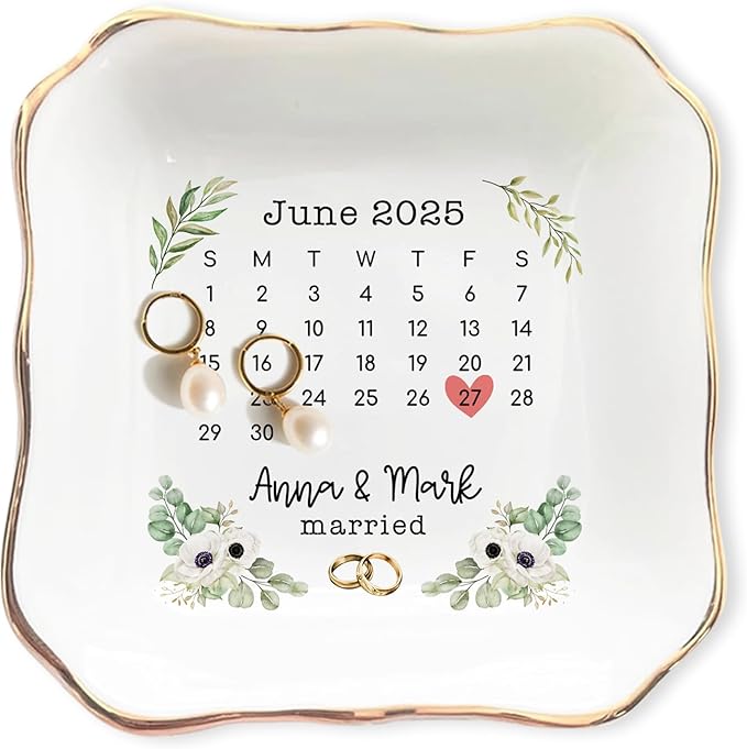 Personalized Wedding Date Ring Dish Gifts for Couples, Married Jewelry Tray Ring Holder, Wedding Gifts for Women Newlywed Future Bride To be, Anniversary Engaged Gift for Mr Mrs Wife Husband