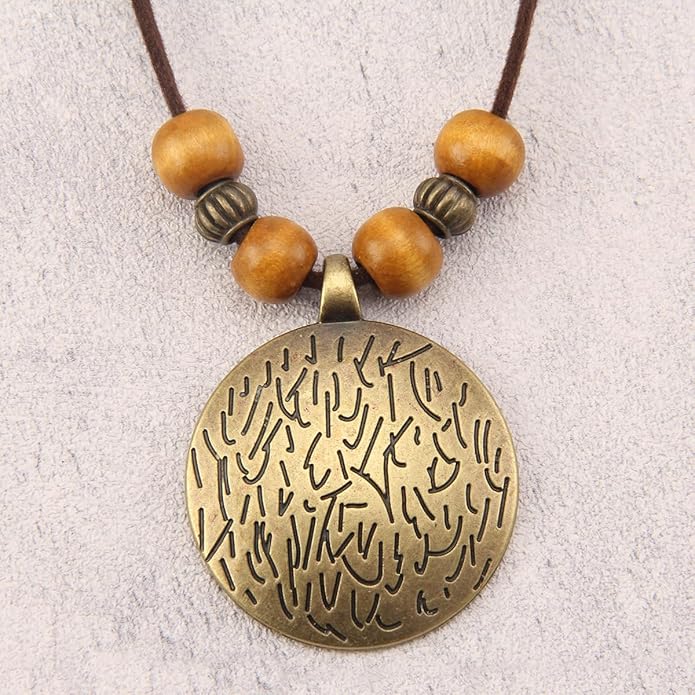 Leather Necklace for Women Boho Choker Necklace Long Cord Leather Pendant Bohemian Neckalce Vintage Alloy Pendant Leather Rope Necklace Wooden Necklaces for Women