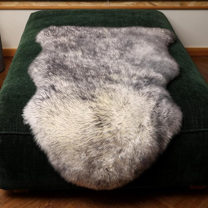 LLB Genuine Sheepskin Area Rug Wool Rug Fur Carpet Fluffy Shaggy Fur Rug for Living Room Kids Bedroom Real Sheepskin Throw Lambskin Rugs Sofa Mat Chair Seat Covers (Snow Grey, 2 x 3 ft Sheepskin)
