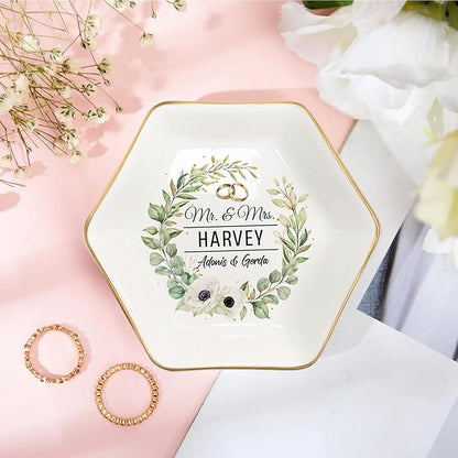 Personalized Couple Jewelry Dish Wedding Gifts for Newlyweds, Custom Mr and Mrs Ring Tray, Engagement Ceramic Ring Holder, Bridal Shower Trinket Plate, Romantic Gift for Husband Wife