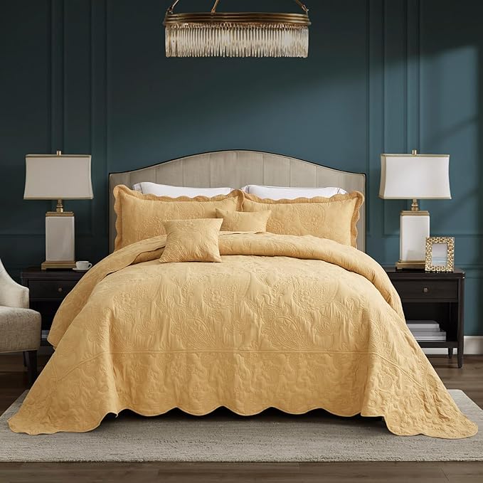 HZ & HY Oversized King Bedspread, Quilted Coverlet Bedding Set, Lightweight Thin Comforter, Reversible, Luxurious, 5 Piece, 100% Microfiber, Honey Gold