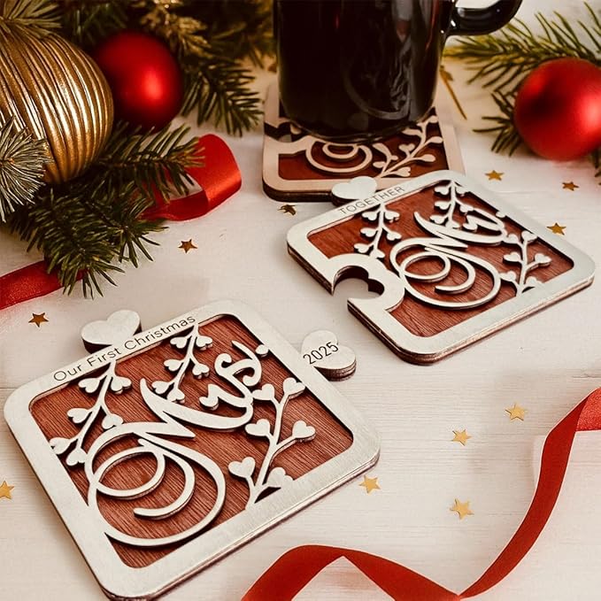 Mr & Mrs 2025 Wooden Puzzle Coaster Set – Our First Christmas Together Gift for Couple, Newlywed, Engagement, Anniversary Present, Rustic Wood Decor, Wedding Gift Idea