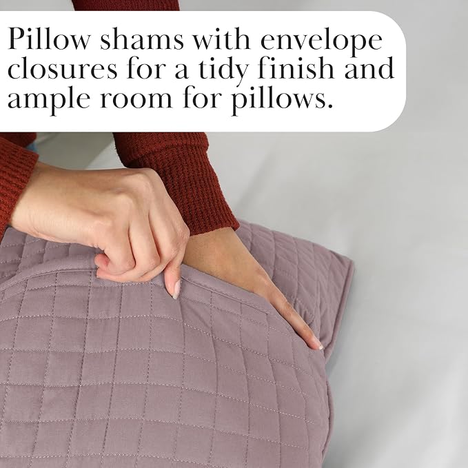 Southshore Fine Living, Inc. Oversized King Quilt Set, Lavender Quilt Bedspread King/California with 2 Matching Pillow Shams, Machine Washable Bedding, Soft & Cozy Coverlet, Lavender