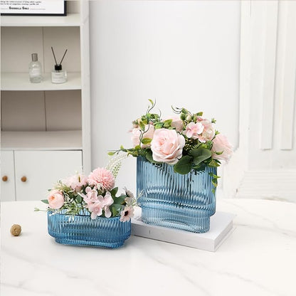 Short Glass Vases, Set of 2 Blue Glass Vases for Tulips, Ribbed Vase for Flowers, Modern Small Vase for Living Room, Dining Room, Bathroom, Desk, Shelf, Wedding, Office