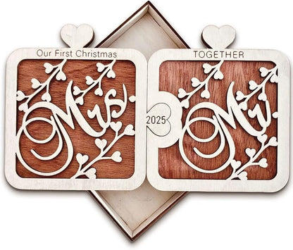 Mr & Mrs 2025 Wooden Puzzle Coaster Set – Our First Christmas Together Gift for Couple, Newlywed, Engagement, Anniversary Present, Rustic Wood Decor, Wedding Gift Idea