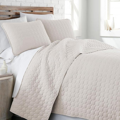 Southshore Fine Living, Inc. Dorm Comforter, Twin/XL Quilt Bedding Set, College Dorm Room Bedding Essentials, Stain Resistant, Machine Washable, XL/Twin Quilt Bed Spread with Pillow Sham, Bone Color