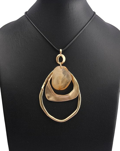 Leather Necklace for Women Boho Choker Necklace Long Cord Leather Pendant Bohemian Neckalce Vintage Alloy Pendant Leather Rope Necklace Wooden Necklaces for Women