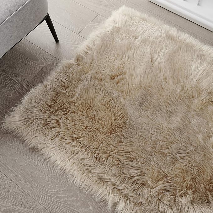 SERISSA Soft Faux Sheepskin Fur Area Rug Beige Fluffy Rug Plush Chair Cover Seat Pad Fuzzy Carpet Furry Beside Rugs for Bedroom Floor Sofa Living Room 2x4 Feet (Rectangular,Beige)