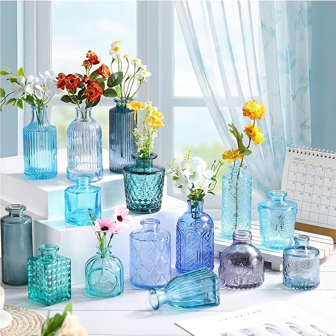 Yaomiao 60 Pcs Vases Bulk Colored Flower Glass Vases Bud Vintage Colored Glass Bottles Colorful Rustic Embossed for Home Wedding Table Decorations Gifts (Blue Series)