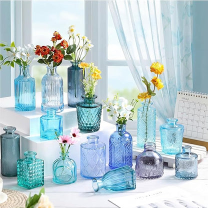 Yaomiao 60 Pcs Vases Bulk Colored Flower Glass Vases Bud Vintage Colored Glass Bottles Colorful Rustic Embossed for Home Wedding Table Decorations Gifts (Blue Series)
