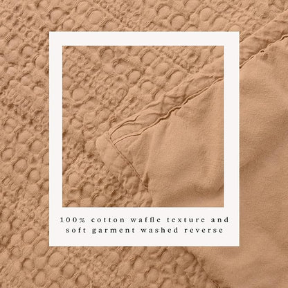 Great Bay Home King Size 100% Cotton Honeycomb Waffle Quilt and Sham Set - Garment Washed, Waffle Weave Like Texture, Lightweight 3-Piece Bedding Set (Clay)