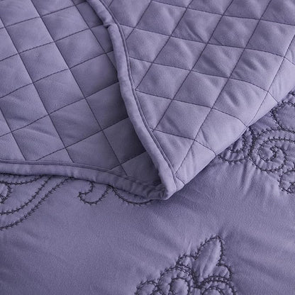 CHIXIN Bedspread Coverlet Set Queen Size - Lightweight Bedding Cover - Beautiful Stitching - 5 Piece Reversible Bedspread - Luxury Damask Paisley Pattern (Queen, Lavender)