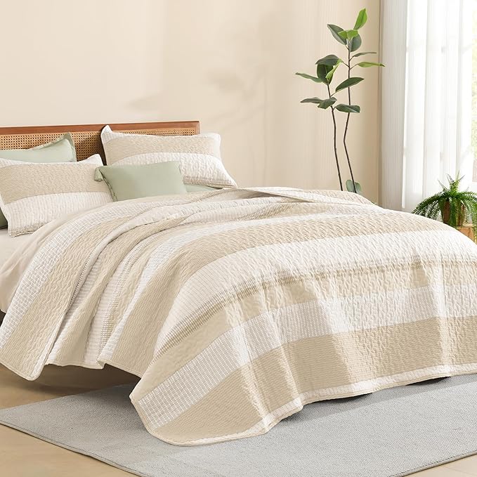 Litanika Quilt Queen Size Beige, Stripe Patchwork Summer Bedspread Coverlet 3 Pieces, Soft Lightweight Microfiber Quilted Bedding Set for All Season(1 Quilt, 2 Pillowcases)