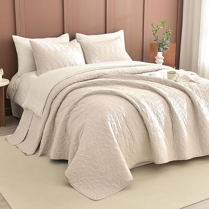 Sanracie Oversized Queen Quilt Bedspread Set 102"*118", 100% Cotton Coverlet Queen Size Wheat Colored Super Soft and Cozy Extra Large Cloud Leaves Quilting Bed Quilts for All Season