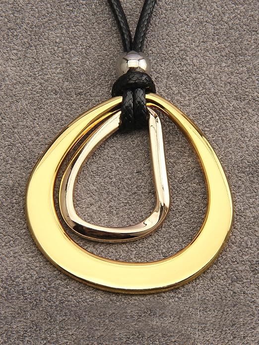Leather Necklace for Women Boho Choker Necklace Long Cord Leather Pendant Bohemian Neckalce Vintage Alloy Pendant Leather Rope Necklace Wooden Necklaces for Women