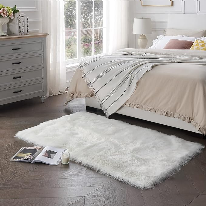SERISSA Soft Faux Sheepskin Fur Area Rug Fluffy Rug for Bedroom Floor Sofa Living Room White 3 x 5 Feet