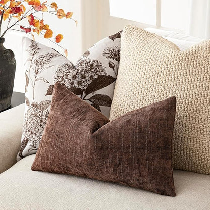 Foindtower Pack of 2 Textured Chenille Throw Decorative Pillow Covers Square Accent Solid Cushion Cover Neutral Farmhouse Lumbar Pillow Case for Couch Sofa Bedroom Living Room 12x24 Inch,Red Brown