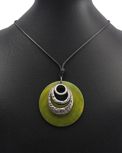 Leather Necklace for Women Boho Choker Necklace Long Cord Leather Pendant Bohemian Neckalce Vintage Alloy Pendant Leather Rope Necklace Wooden Necklaces for Women