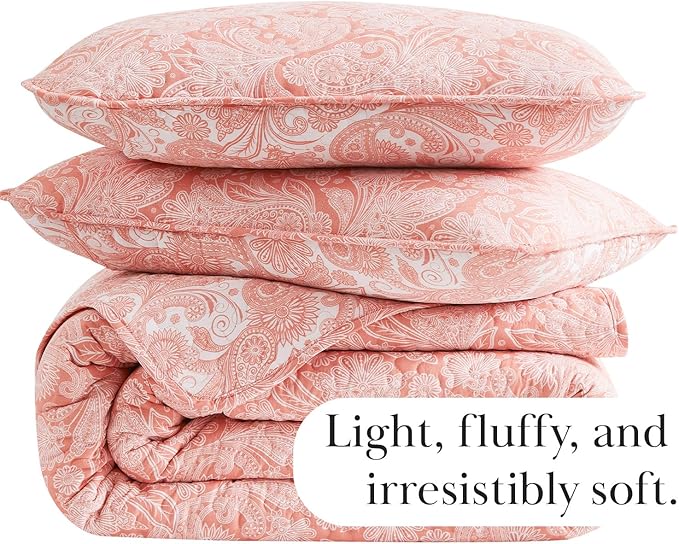 Southshore Fine Living, Inc. Paisley Quilt Set King/California Size, Light Weight Bedspread, 3-Piece Set Bohemian Bedding with Two Matching Quilted Pillow Shams, Cal/King Quilt, Reversible Coral