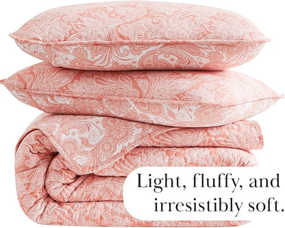 Southshore Fine Living, Inc. Paisley Quilt Set King/California Size, Light Weight Bedspread, 3-Piece Set Bohemian Bedding with Two Matching Quilted Pillow Shams, Cal/King Quilt, Reversible Coral