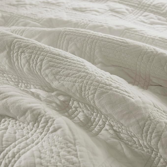 WDCOZY 100% Cotton Twin Size Quilt Set - Beige Pre-Washed Soft Lightweight Modern Bedspread, Farmhouse Country Rustic Coverlet, Textured Like Linen, Shabby Chic Gauze Bedding, 2 Pieces