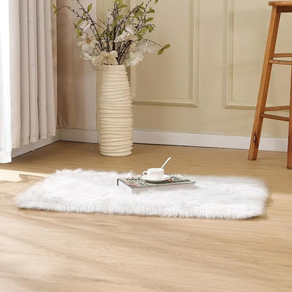 White Faux Sheepskin Shaggy Fur Rug for Living Room Soft Plush Machine Washable Fluffy 4x6 Area Rugs for Bedroom Nursery Rug