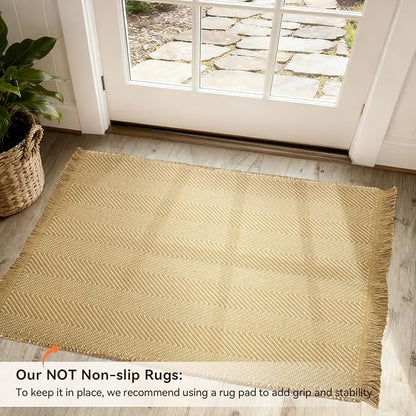 BESTSWEETIE 2x3 Washable Rug Hand-Woven Low Pile Soft Modern Farmhouse Bohemian Decor Reversible Braided Rugs with Tassels Throw Carpet for Living Room Bedroom Entryway Bathroom, Natural Jute