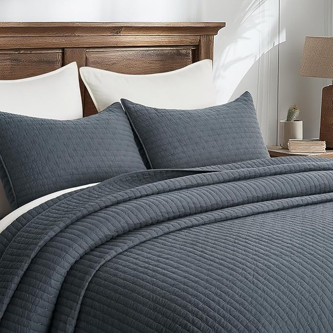 EVERGRACE Cross Stitch Pre-Washed Cotton Quilt Bedding Set King Size, Oversized 3 Pieces Lightweight Bedspread Coverlet for All Season, with 2 Matching Shams, Midnight Blue, 108"x96"