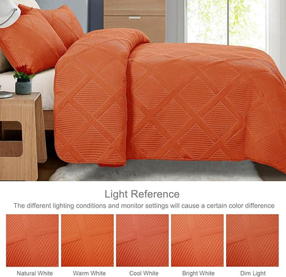 Exclusivo Mezcla Quilts Queen Size - Burnt Orange Quilt Set Bedspread with 2 Pillow Shams, Modern Bedding Set with Striped Pattern, Soft Lightweight Bedspreads Queen Size for All Seasons