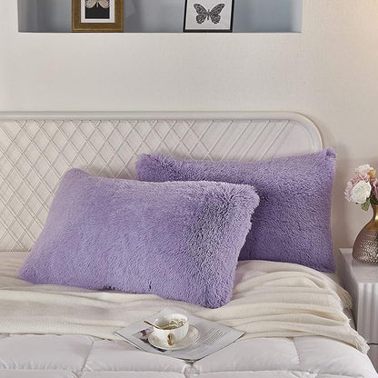 Uhamho Set of 2 Faux Fur Throw Pillow Covers Soft Velvet Decorative Pillowcases Zipper Closure (Lilac, 20"x36")