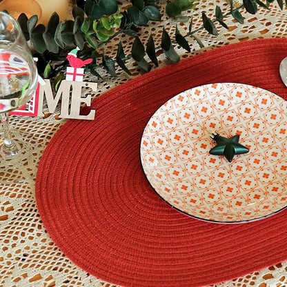 Noctiflorous Oval Braided Placemats Set of 4 Woven 12x18 Inch Non Slip Washable Heat Resistant Place Mats Round Tablemats for Dining Kitchen Party Daily Table Decor Dinner Mats (Red Shine, 4)