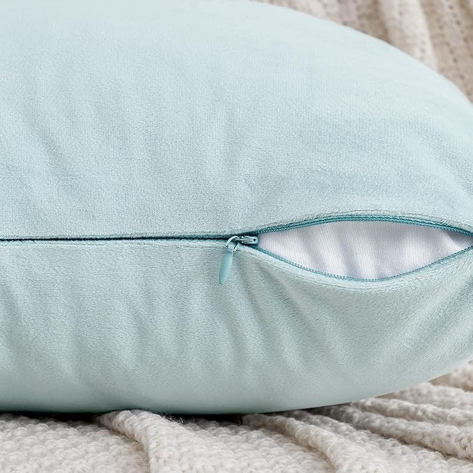 EMEMA Pack of 2 Velvet Pillow Covers Decorative Square Pillowcase Soft Solid Cushion Case for Sofa Bedroom Car 20x20 Inch Baby Blue