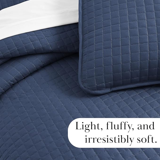 Southshore Fine Living, Inc. Twin Quilt Bedding Set, Soft Microfiber Summer Bedspread Coverlet, Stain and Pet Hair Resistant Bedding, Machine Washable Twin/XL Quilt Set with 1 Pillow Sham, Dark Blue