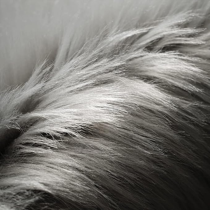SERISSA Soft Round Faux Sheepskin Fur Rug for Bedroom Grey Circle Fluffy Rugs Circular Shaggy Rug Plush Circle Carpet Play Mats for Kids Girls Room, 5ft Diameter