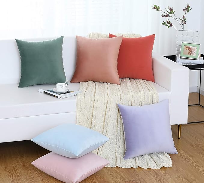 Jeneoo Comfy Soft Thick Velvet Throw Pillow Covers Decorative Solid Square Couch Cushion Cases for Bedroom Sofa Car Decor (Black, 18 x 18 Inches, 2 Pieces)