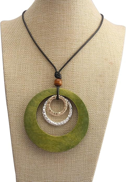 Leather Necklace for Women Boho Choker Necklace Long Cord Leather Pendant Bohemian Neckalce Vintage Alloy Pendant Leather Rope Necklace Wooden Necklaces for Women