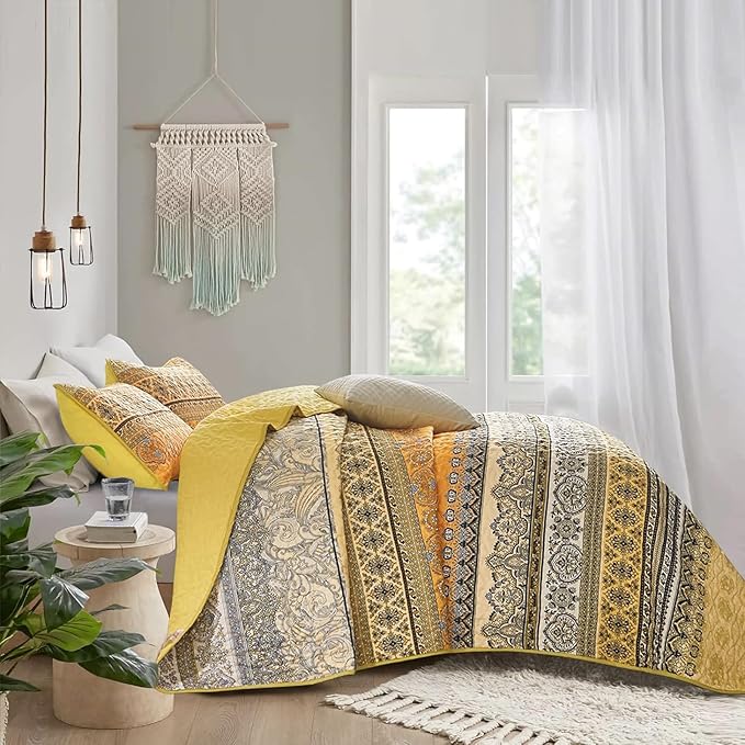 WONGS BEDDING Boho Queen Quilt Set, Yellow Orange Bohemian Queen Quilt Bedding Set, Lightweight Microfiber Bed Decor Bedspread for All Season 96"x90"(3 Pieces)