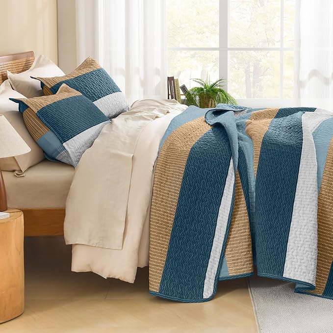 Litanika California King Quilt Set FBird,Stripe Patchwork Summer Bedspread Coverlet, Soft Lightweight Microfiber Quilt Bedding Set for All Season(1 Quilt, 2 Pillowcases)