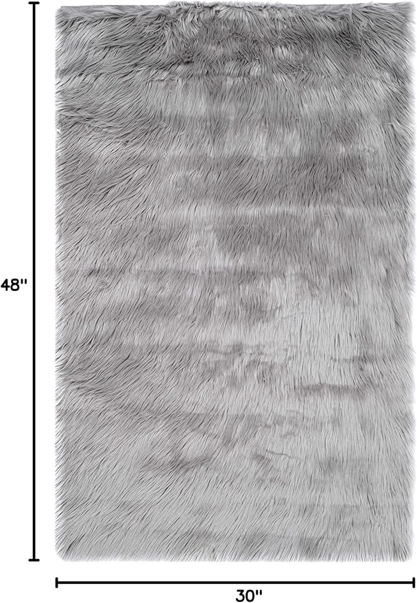 SAFAVIEH Faux Sheep Skin Collection 2'6" x 4' Grey FSS235D Silken Glam 2.35-inch Thick Accent Rug