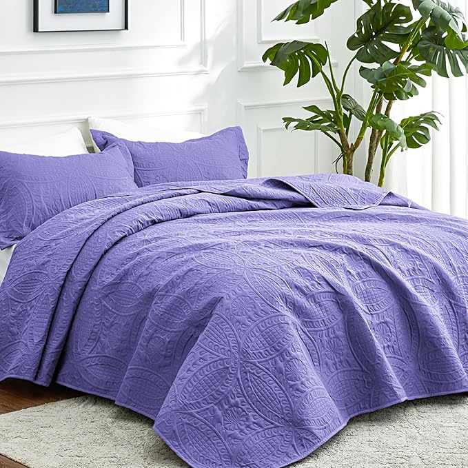 Love's cabin Twin Quilt Bedding Set Deep Purple Bedspreads - Soft Bed Summer Lightweight Bedspread Comforter - Coin Pattern Bedding Coverlet for All Season - 2 Pieces (1 Quilt, 1 Pillow Sham)