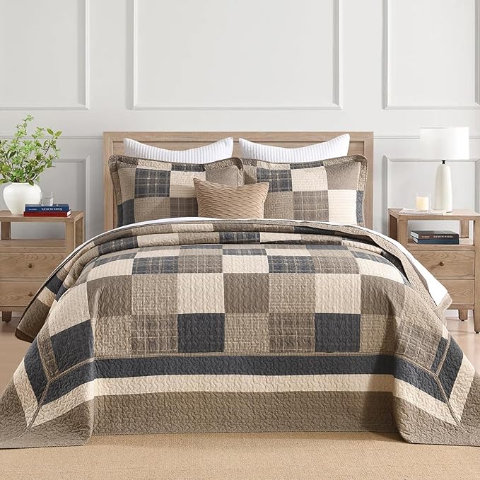 Finlonte 102"x120" Oversized Queen Bedspread - 100% Cotton Lightweight Quilted Bedspreads Coverlet Set, Farmhouse Plaid Bedding Reversible Oversized Queen Quilt with 2 Pillow Shams, Brown/Beige/Cream