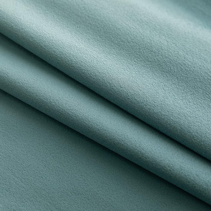 NiNi ALL Decorative Throw Pillow Covers Pack of 2, Velvet Cushion Case for Couch Bedroom Living Room Outdoor, Pillow Covers 24x24 Inch（60 x 60 cm） Light Blue