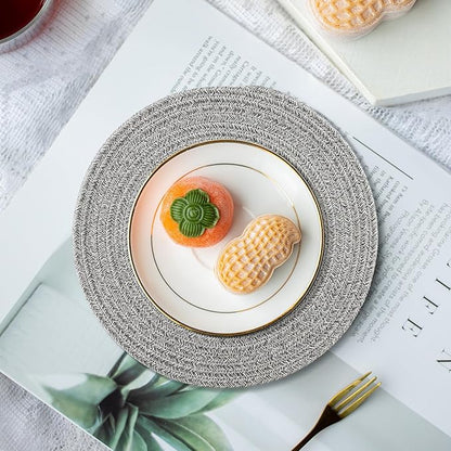 8 Pack Round Woven Placemats 13.5 Inches Heat Resistant Placemats Farmhouse Cotton Rope Braided Place Mats for Dining Tables Trivets for Hot Dishes, Light Grey