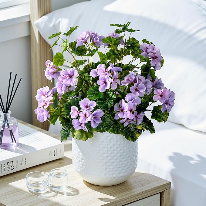 Artificial Flowers for Outdoors Artificial Geraniums for Indoor Fake Flowers 17.7In Uv Resistant Artificial Outdoor Flowers Suitable for Indoor Home Decor Outdoor Garden Decor (4PCS,Purple)