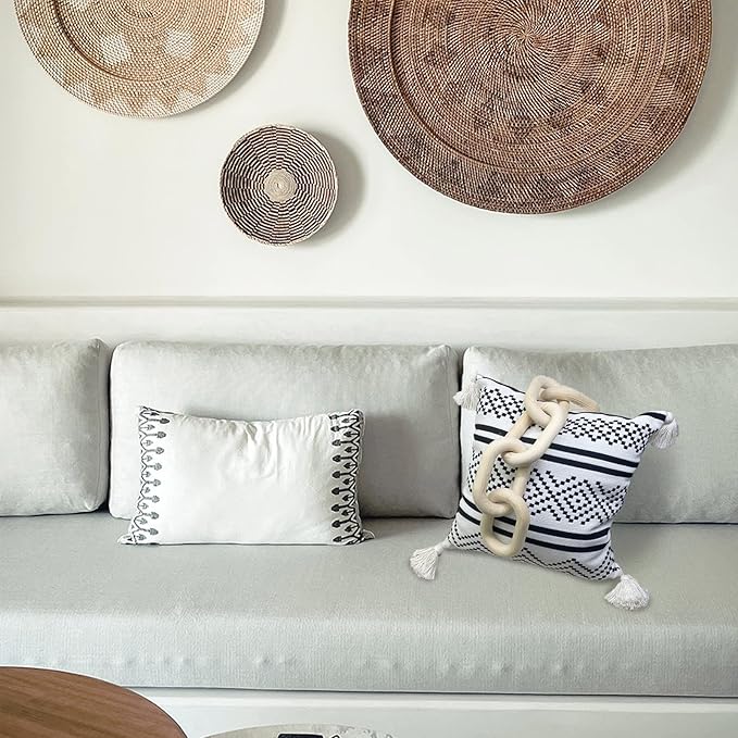 Wood Chain Link Decor | Hand Boho Carved Decor for Table , Shelf Decor Accents , Rustic Farmhouse Aesthetic 5 Link Chain Decor, Home Living Room, Bedroom, Entryway Coffee Table Decor(Wood color)