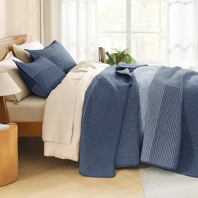 Litanika Oversized Queen Quilt Set Sapphire Blue, 98x98 Stripe Bedspread Coverlet 3 Pieces, Sapphire Blue Lightweight Quilted Bedding Set for All Season(Oversized Queen-1 Quilt, 2 Pillowcases)