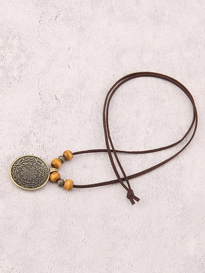 Leather Necklace for Women Boho Choker Necklace Long Cord Leather Pendant Bohemian Neckalce Vintage Alloy Pendant Leather Rope Necklace Wooden Necklaces for Women