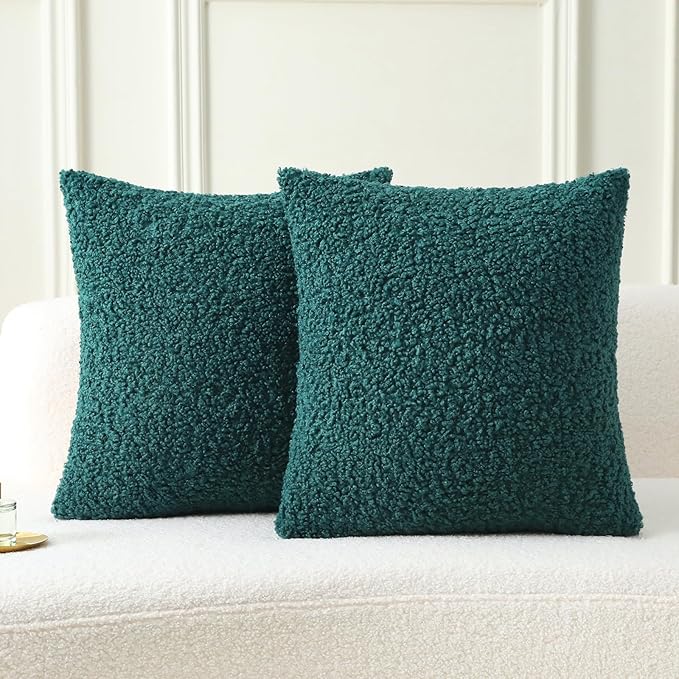 FUTEI Dark Green Throw Pillow Covers 18x18 Inch Set of 2,Furry Faux Fur Teddy Boucle Textured Cushion Covers,Soft Fluffy Decorative Pillow Case,Home Decor for Couch Bed Living Room Office Car